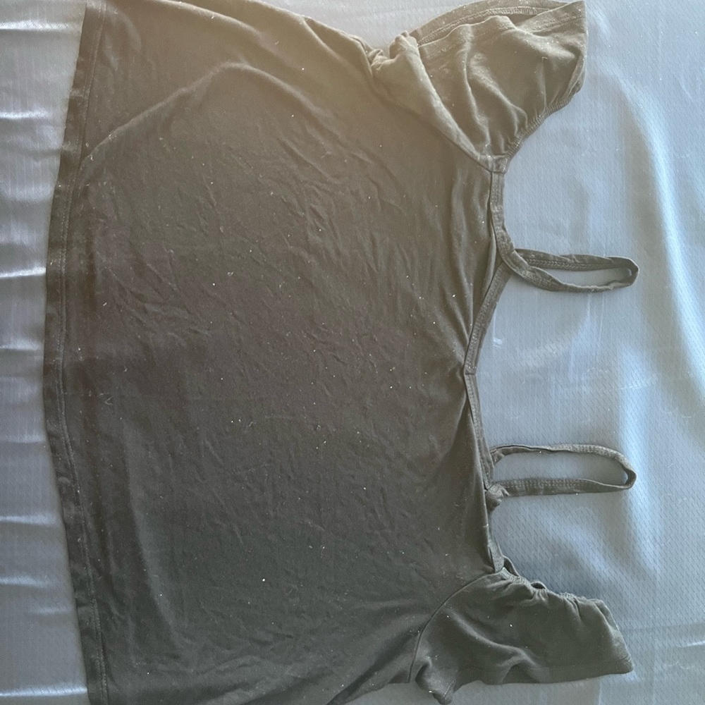Black off the shoulder Urban Look shirt L